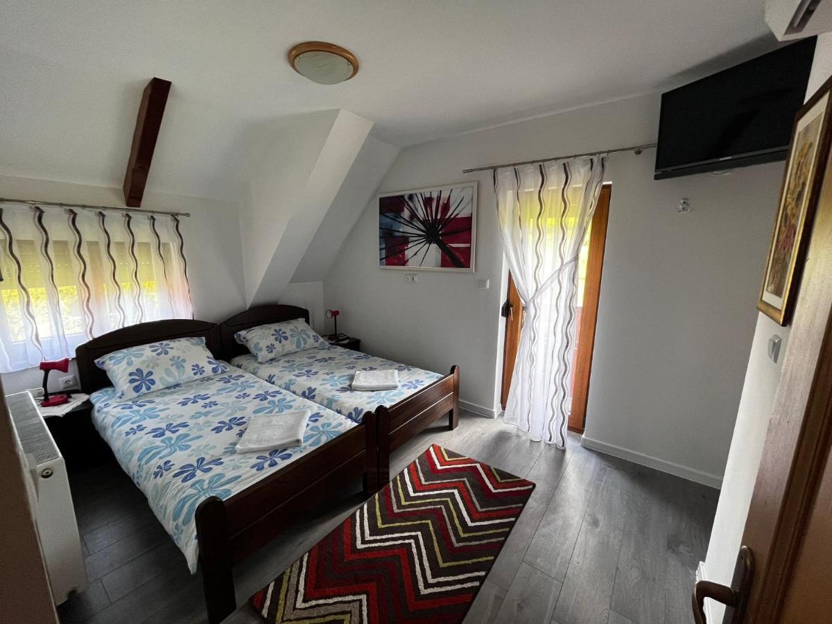 Plitvice Pension Perisic Кореница Экстерьер фото
